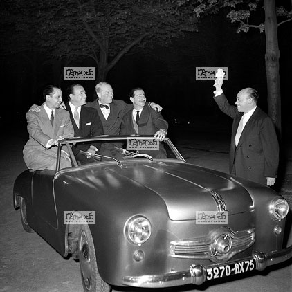 Paris, 10-04, Dpart du cirque Zavata, Tino Rossi, Maurice Chevalier, Jacques Hlian, Jean-Jacques Vital