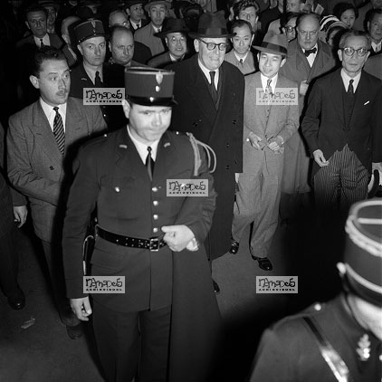 Paris, 09-06, Gare du Nord, arrive du Prince Aki Hito, hritier du Japon, Maurice Shuman, Ambassadeur du Japon  Paris