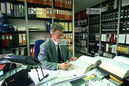 N�mes, Ateliers d'entretien d'avions