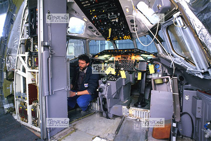 N�mes, Ateliers d'entretien d'avions