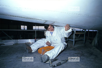 N�mes, Ateliers d'entretien d'avions