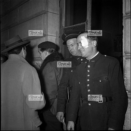 Paris, 28-01, Attaque aux Petits M�nages, Agents bless�s