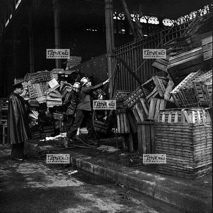 Paris, 20-02, Feu aux Halles