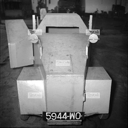Paris, 07-03, Voiture blind�e � l'usine, contre agression paye