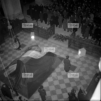 Paris, 16-03, Invalides, Obs�ques G�n�ral Giraud