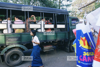 Camion de transport en commun
