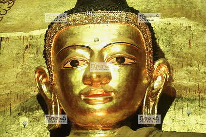 Pagan, Temple Sulamani, Bouddha dor� debout, T�te seule