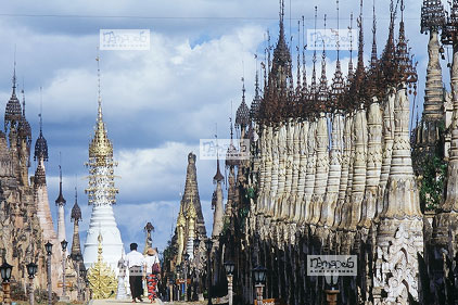 Shan, Sanctuaire de Kakku, All�e principale