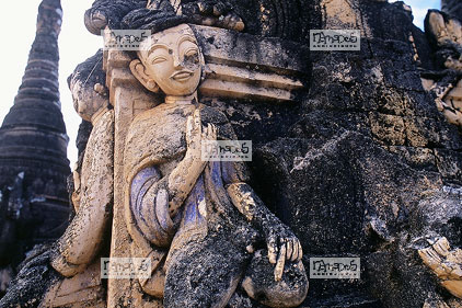 Shan, Sanctuaire de Kakku, D�tail d'une sculpture polychrome