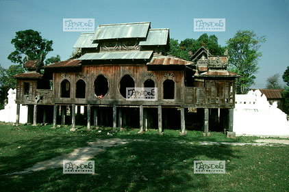 Monast�re de Shwe-Yam Pyie