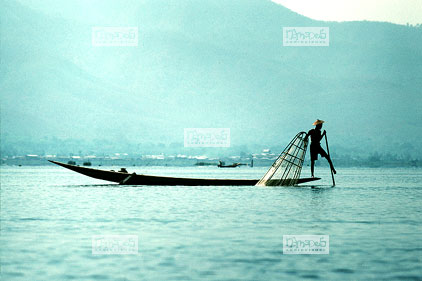 Lac Inl�, p�cheur