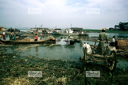 Mandalay, bord de rivi�re