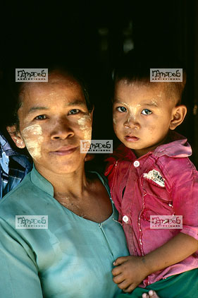 Pagan, femme et enfant