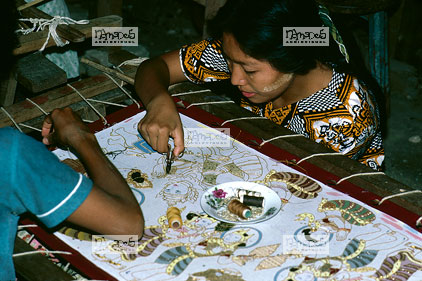 Mandalay, broderies