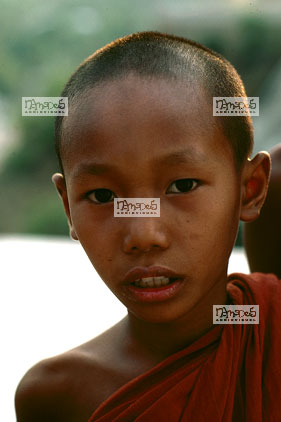 Mandalay, jeune bonze