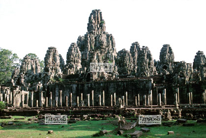 Angkor, Bayon